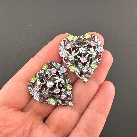 Vintage Silver Filigree Painted Flowers Heart Clip-on Earrings Puffy 1 3/8 - Picture 4 of 13